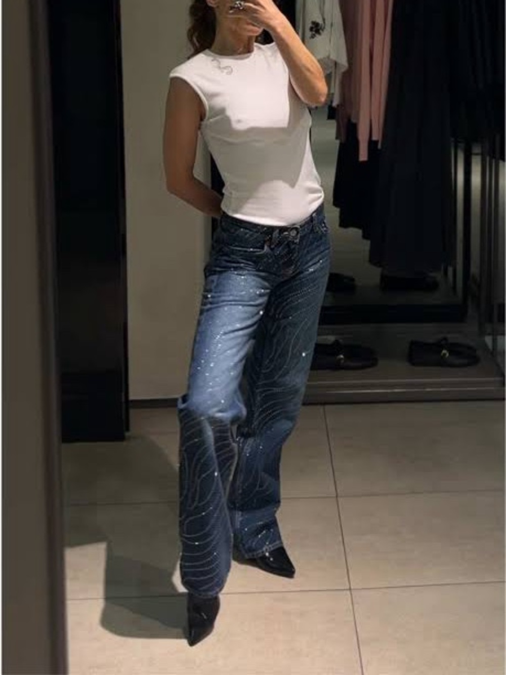 ZARA ~ Low Rise Wide Leg Rhinestone Jeans - Picture 10 of 15